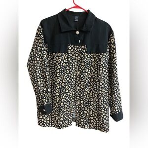 SHEIN Leopard Panel Button Up Shirt Size M